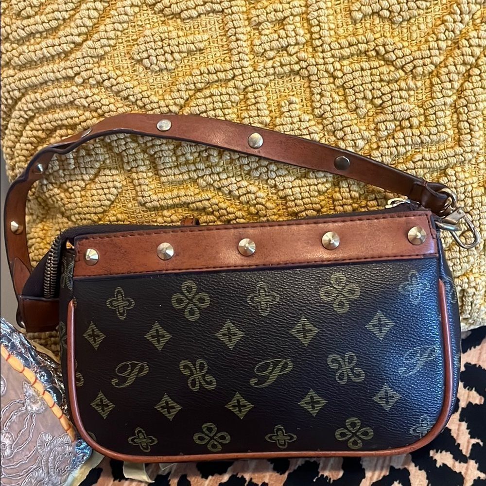 Stylish Black and Brown Designer Shoulder Bag
